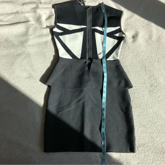 BCBG MaxAzria Caprice Geometric Peplum Jacquard Dress - Picture 14 of 16